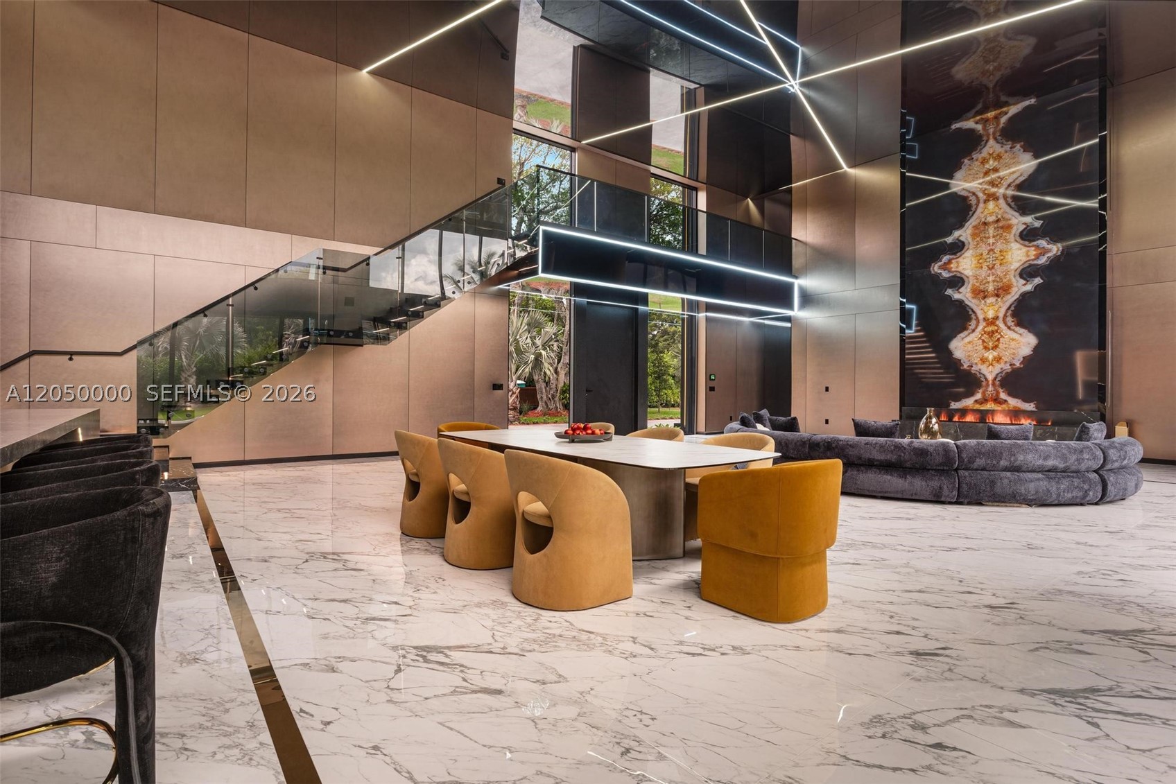PINECREST - Residential