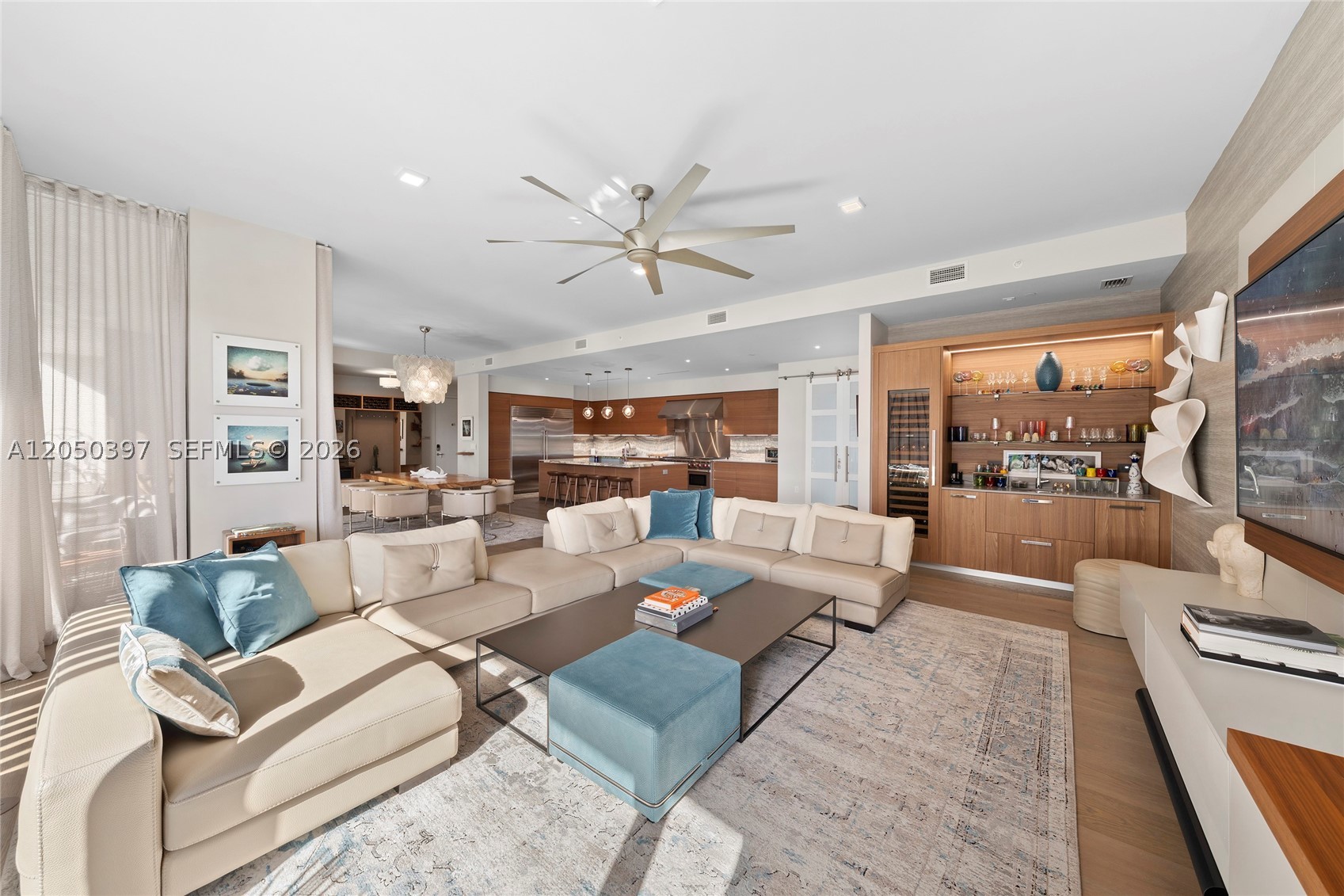 BRICKELLS FLAGLER - Residential Lease