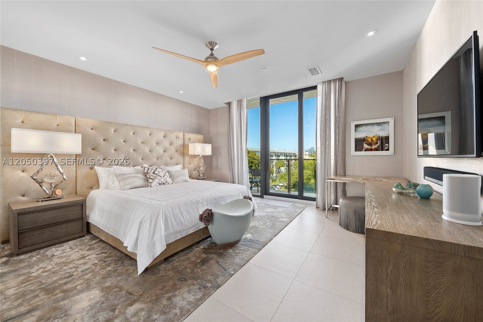 BRICKELLS FLAGLER - Residential Lease