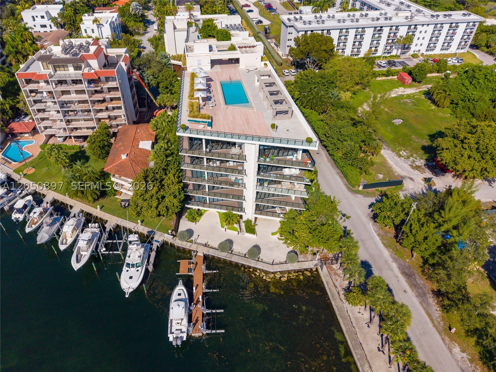 BRICKELLS FLAGLER - Residential Lease
