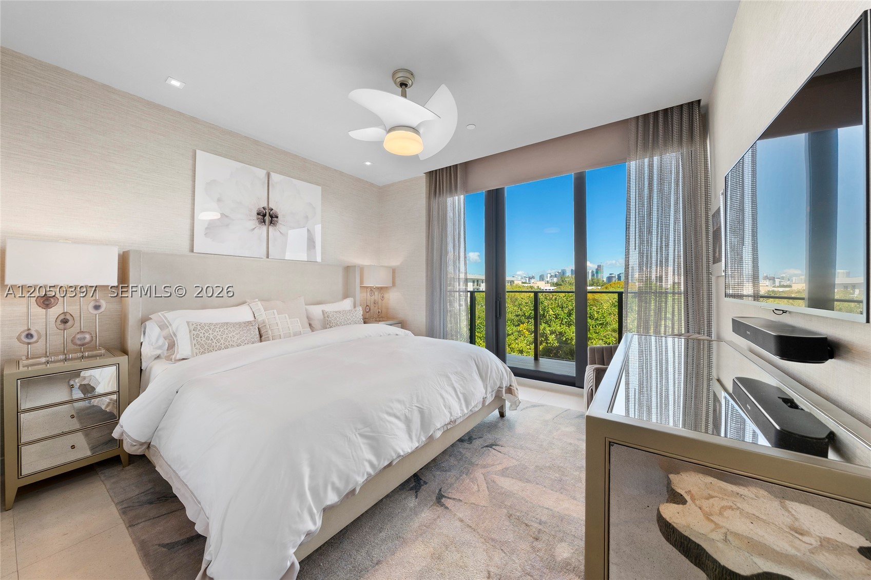 BRICKELLS FLAGLER - Residential Lease