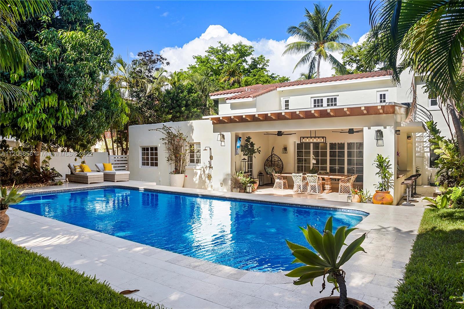 BEACH VIEW - Residential