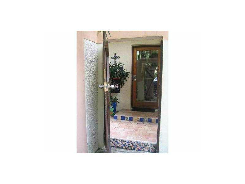 SCHOONER PORT CONDO - Residential Lease