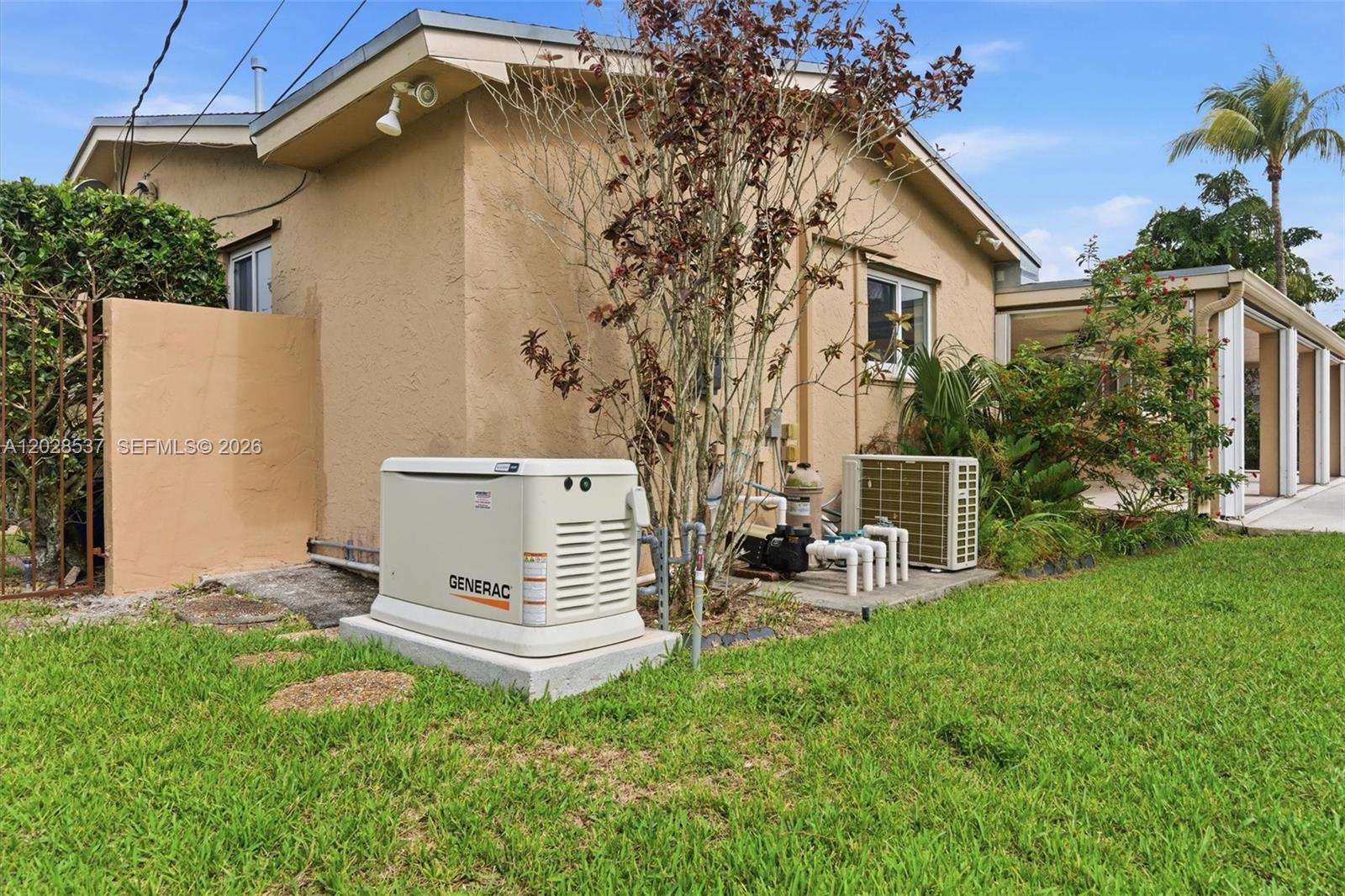 CARIBBEAN ESTATES - Residential Lease