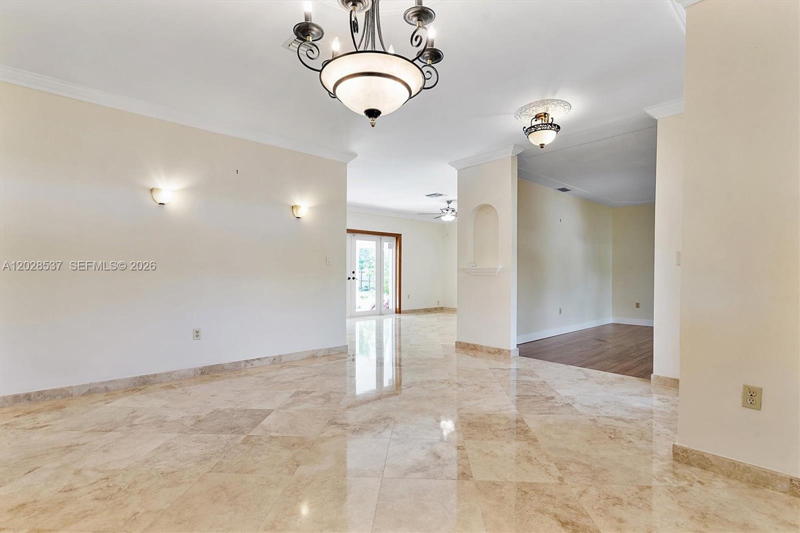 CARIBBEAN ESTATES - Residential Lease