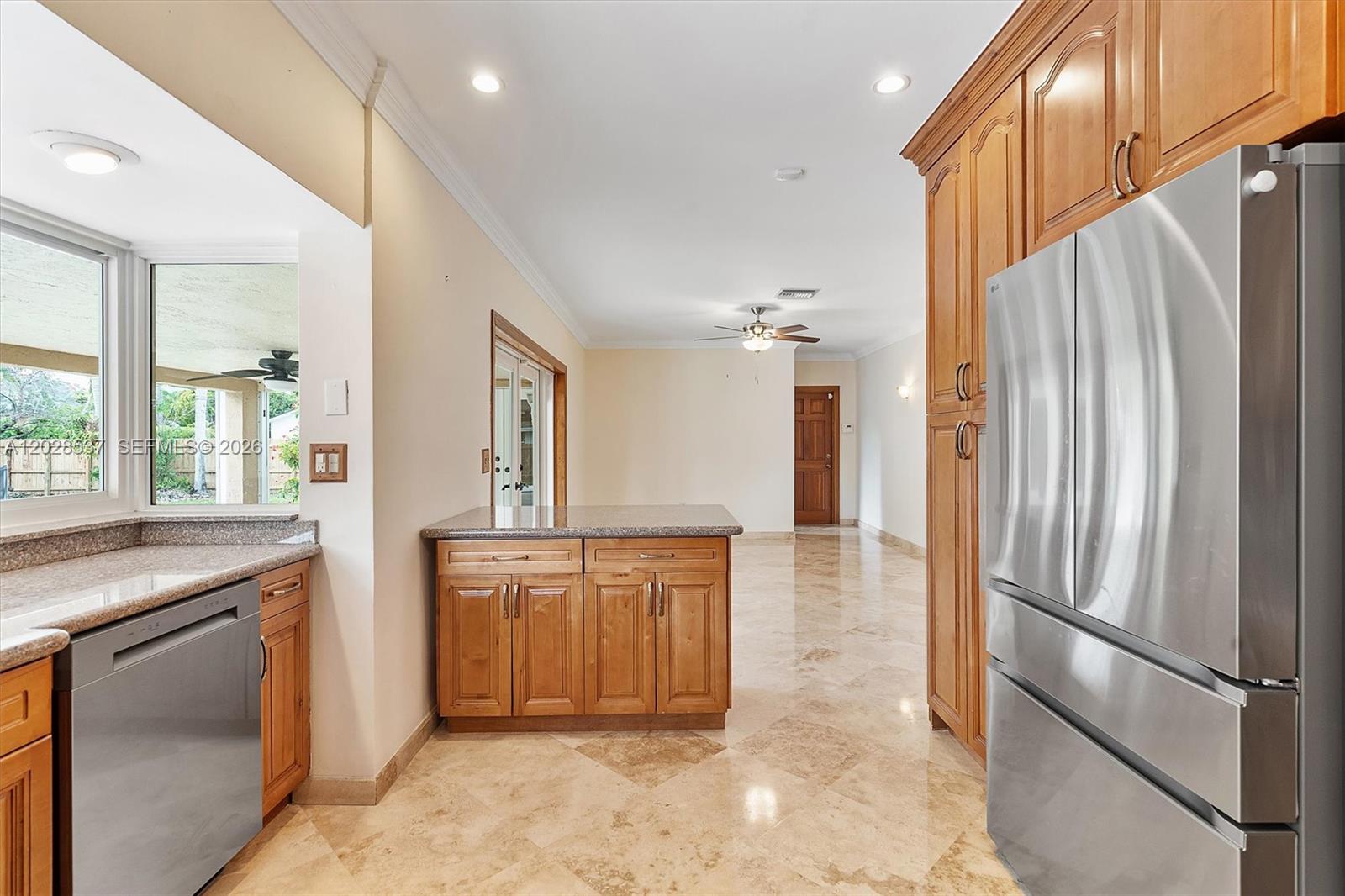 CARIBBEAN ESTATES - Residential Lease