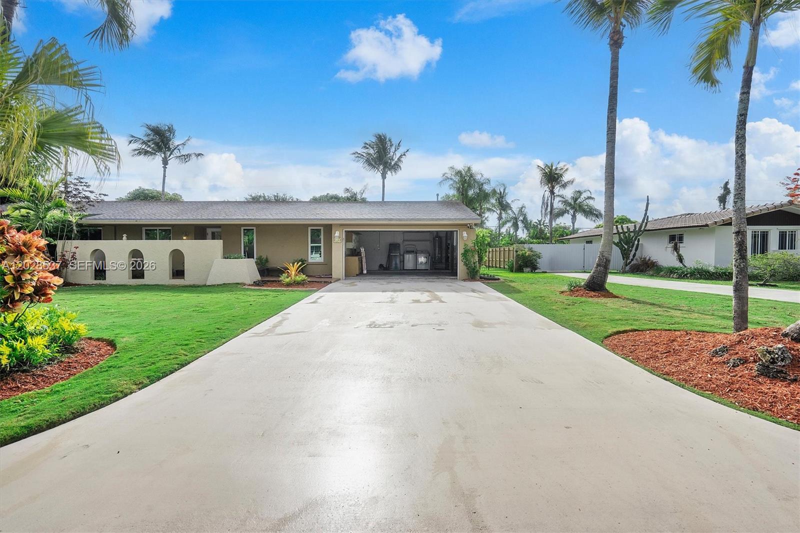 CARIBBEAN ESTATES - Residential Lease