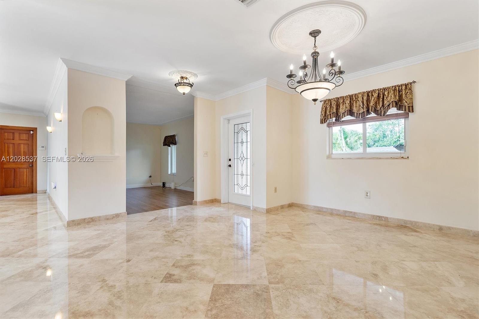 CARIBBEAN ESTATES - Residential Lease
