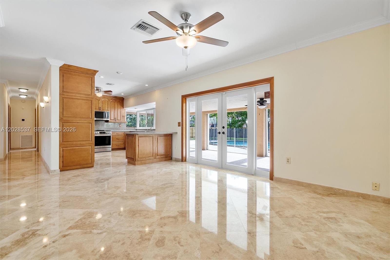 CARIBBEAN ESTATES - Residential Lease