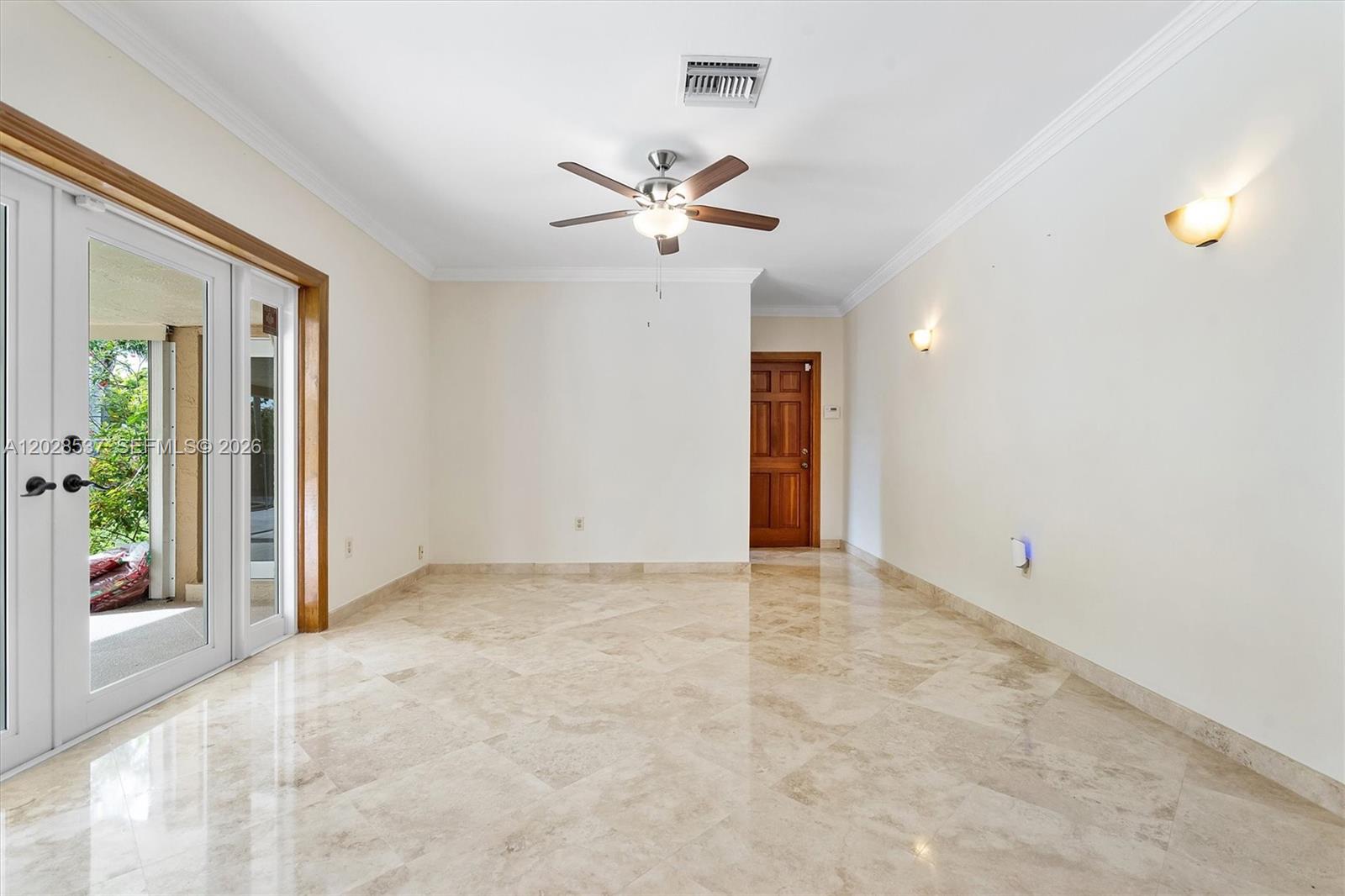 CARIBBEAN ESTATES - Residential Lease