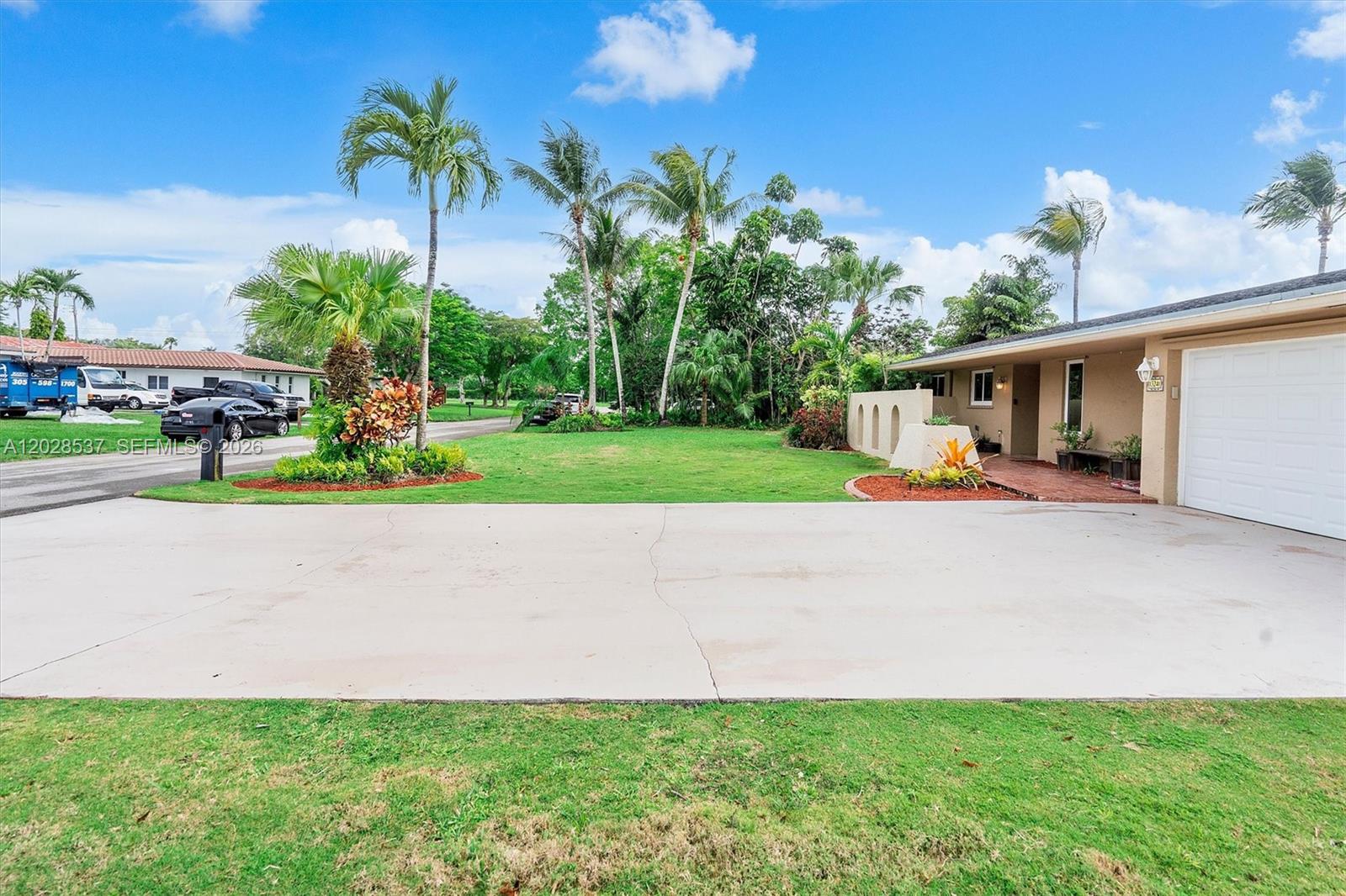 CARIBBEAN ESTATES - Residential Lease