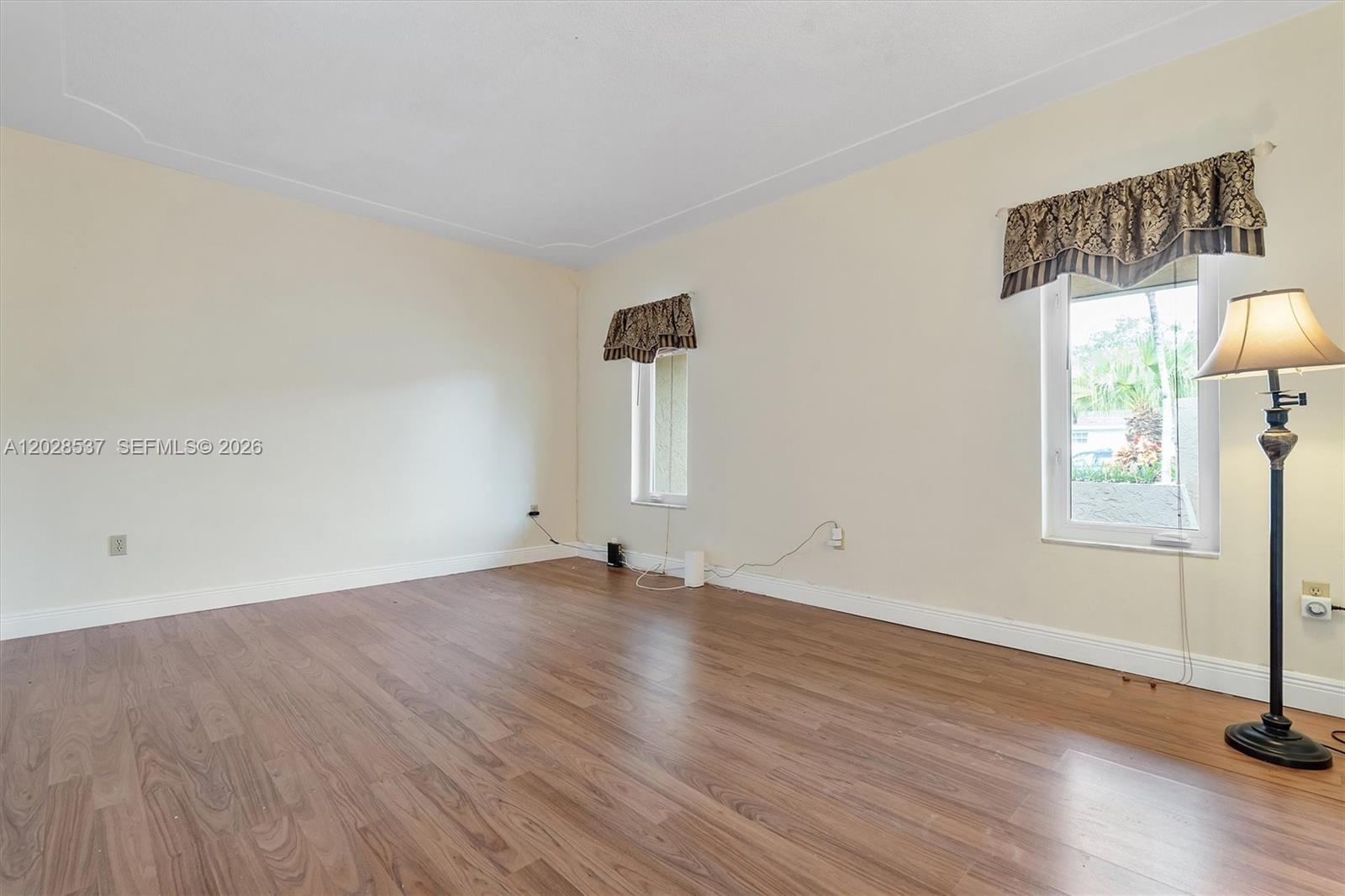 CARIBBEAN ESTATES - Residential Lease