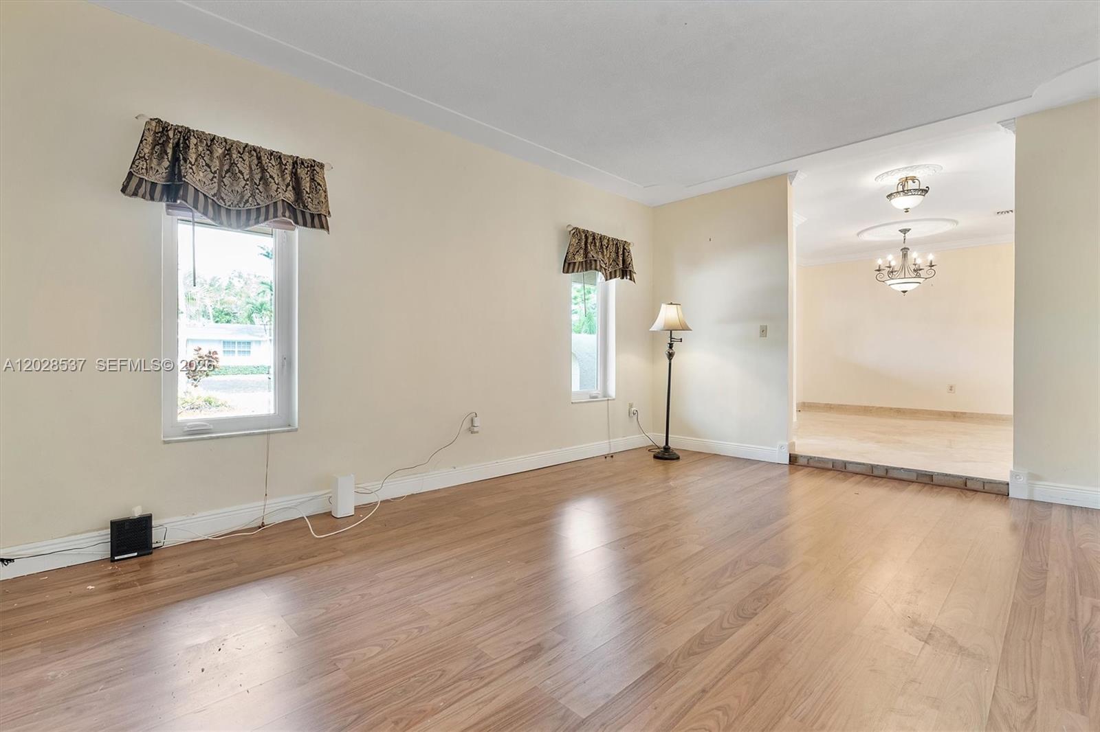 CARIBBEAN ESTATES - Residential Lease