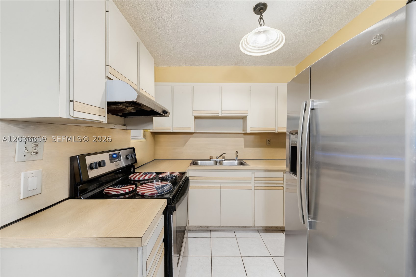 ANDERSON HEIGHTS - Residential