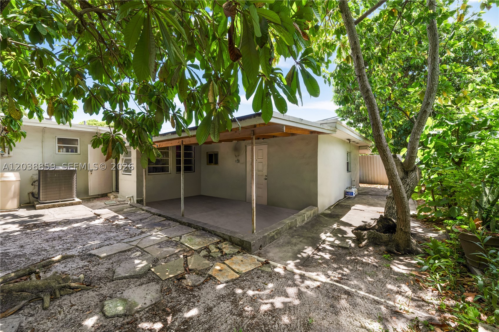 ANDERSON HEIGHTS - Residential