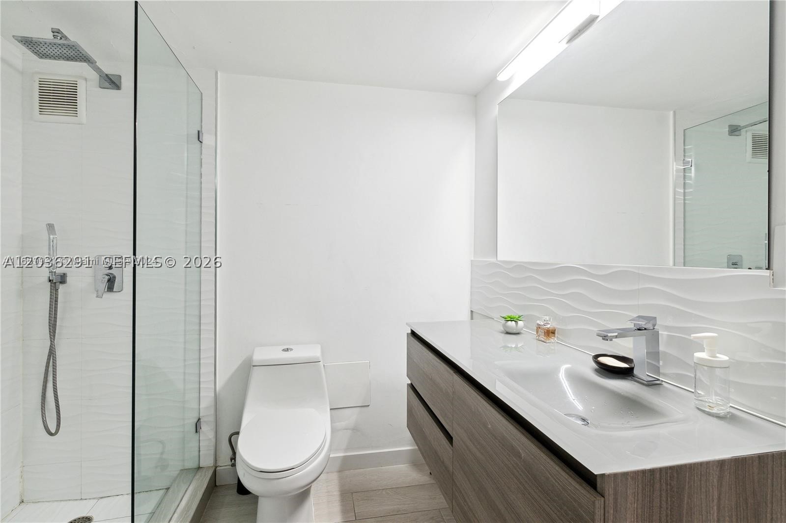 MIRADOR 1000 CONDO - Residential Lease