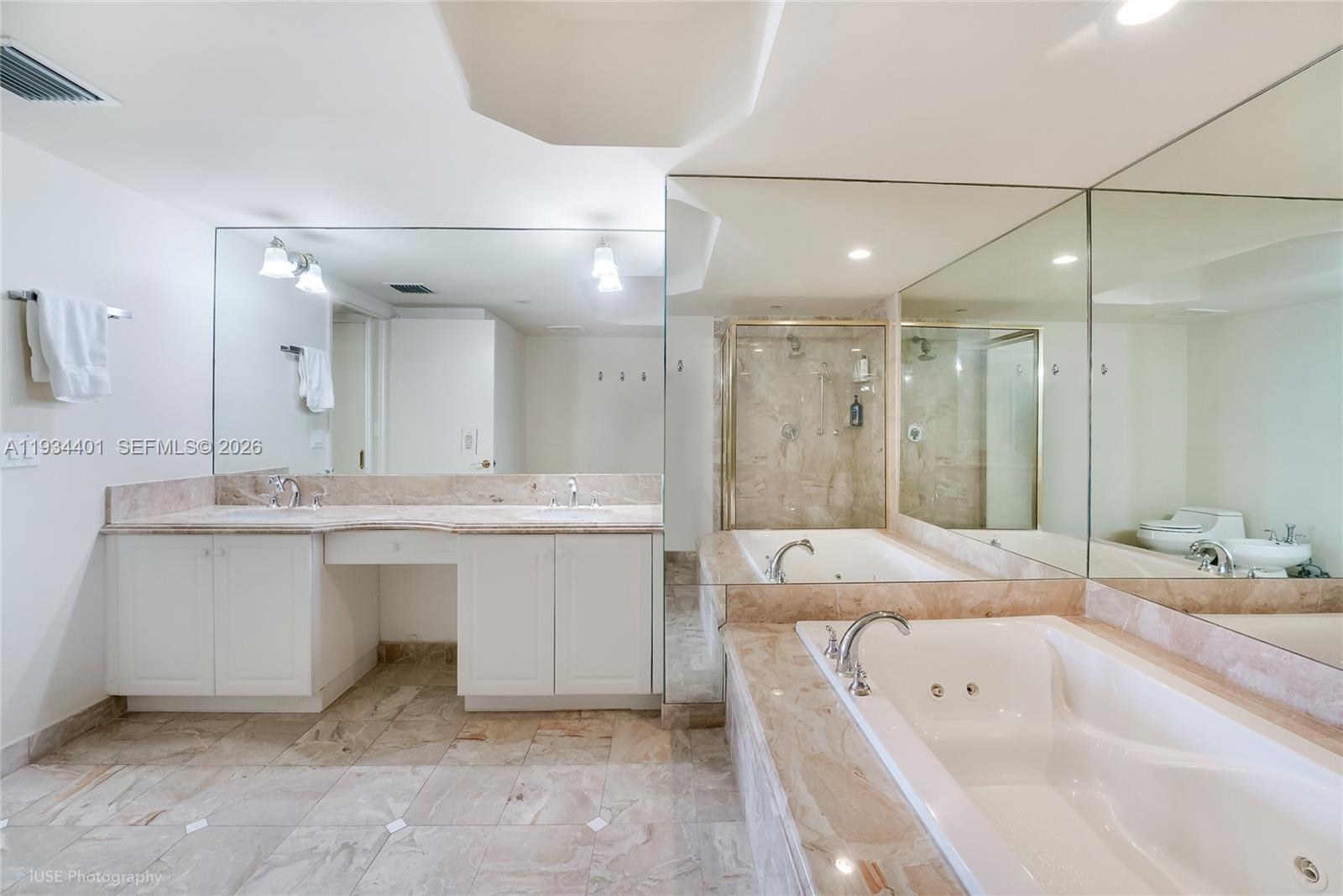 SOLIMAR CONDO - Residential