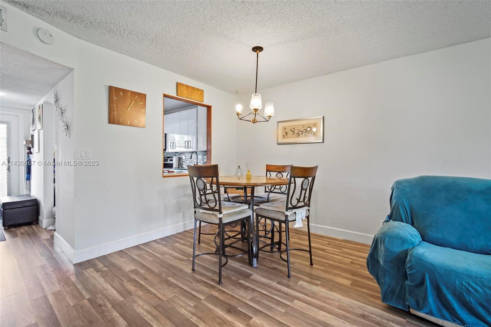 SANDS POINT CONDOMINIUM I - Residential