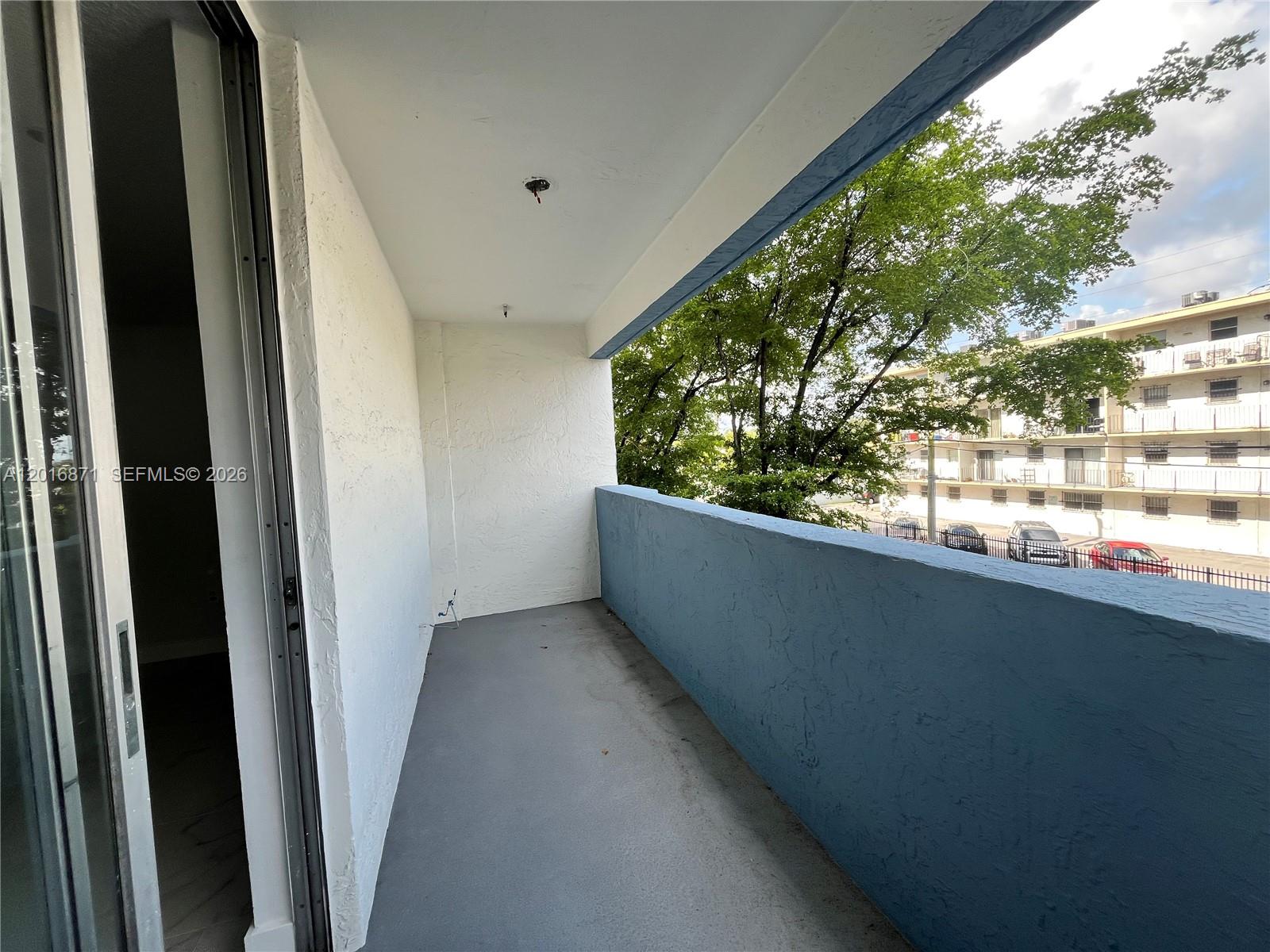 5050 CONDO - Residential