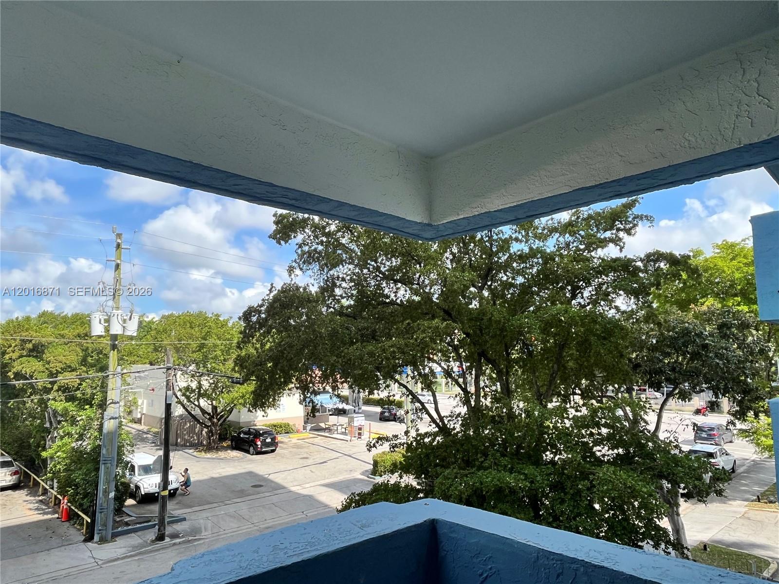 5050 CONDO - Residential