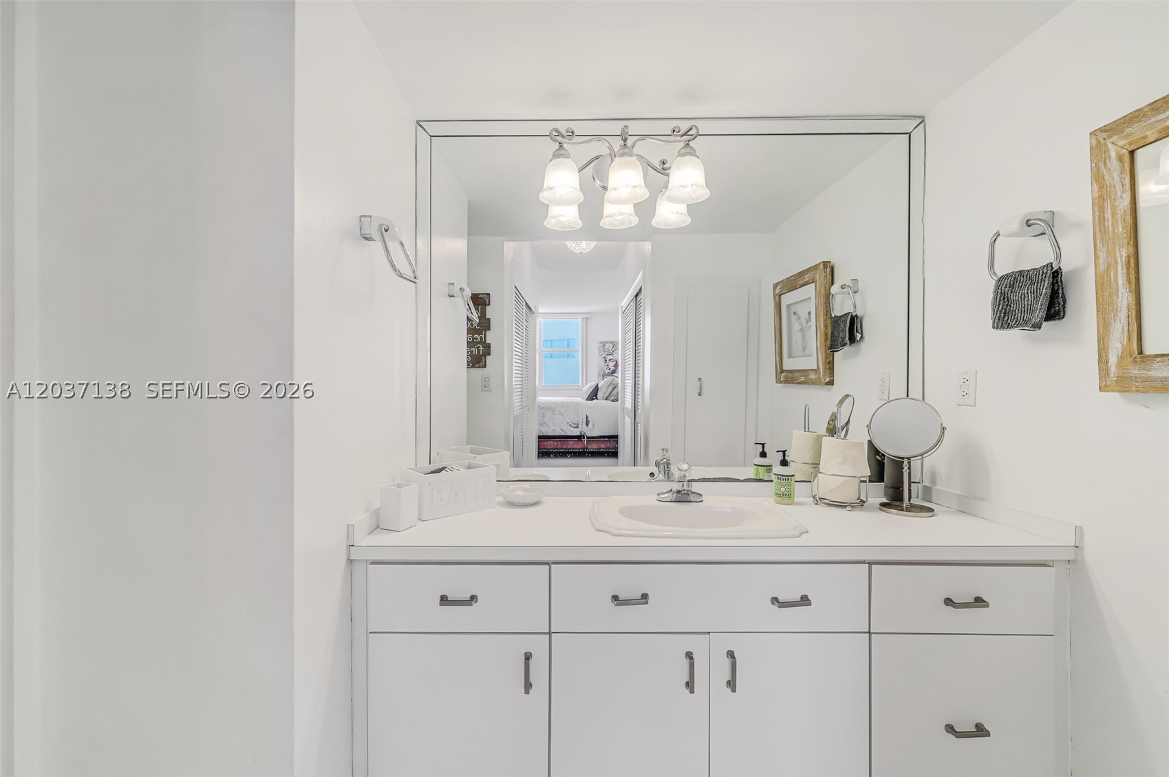 THE CARRIAGE CLUB SOUTH - Residential