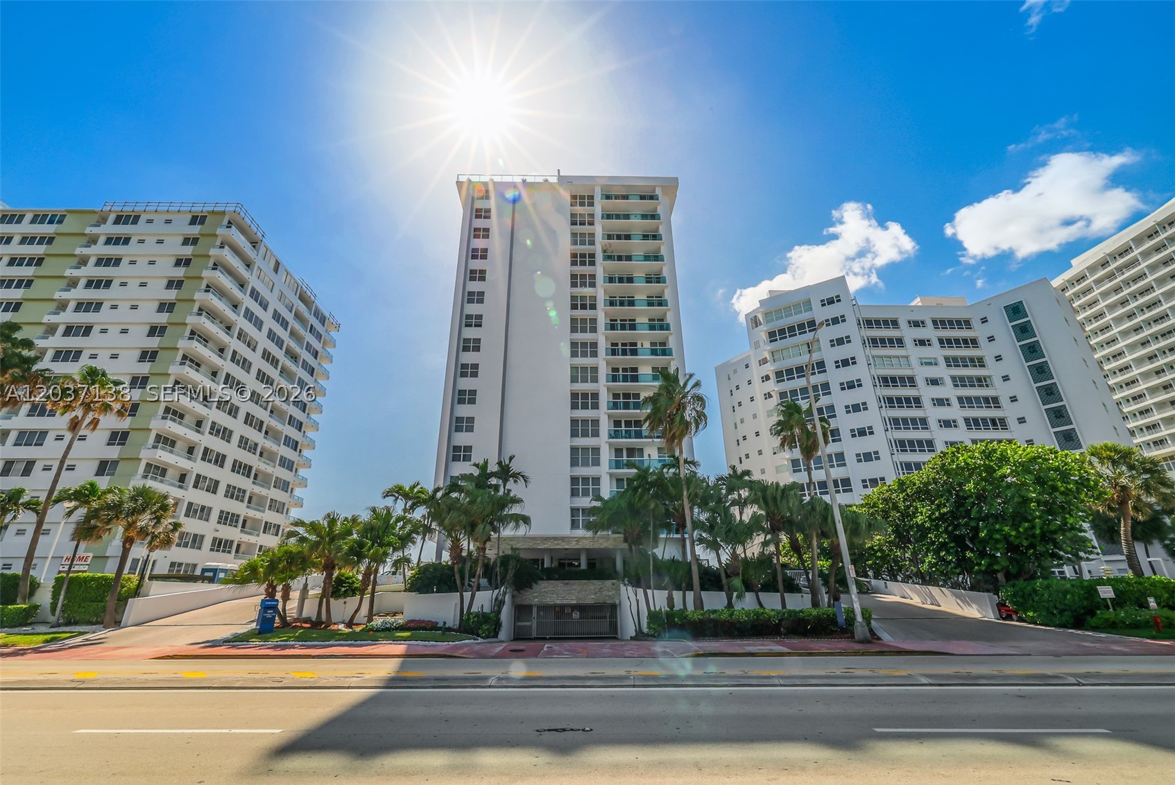 THE CARRIAGE CLUB SOUTH - Residential