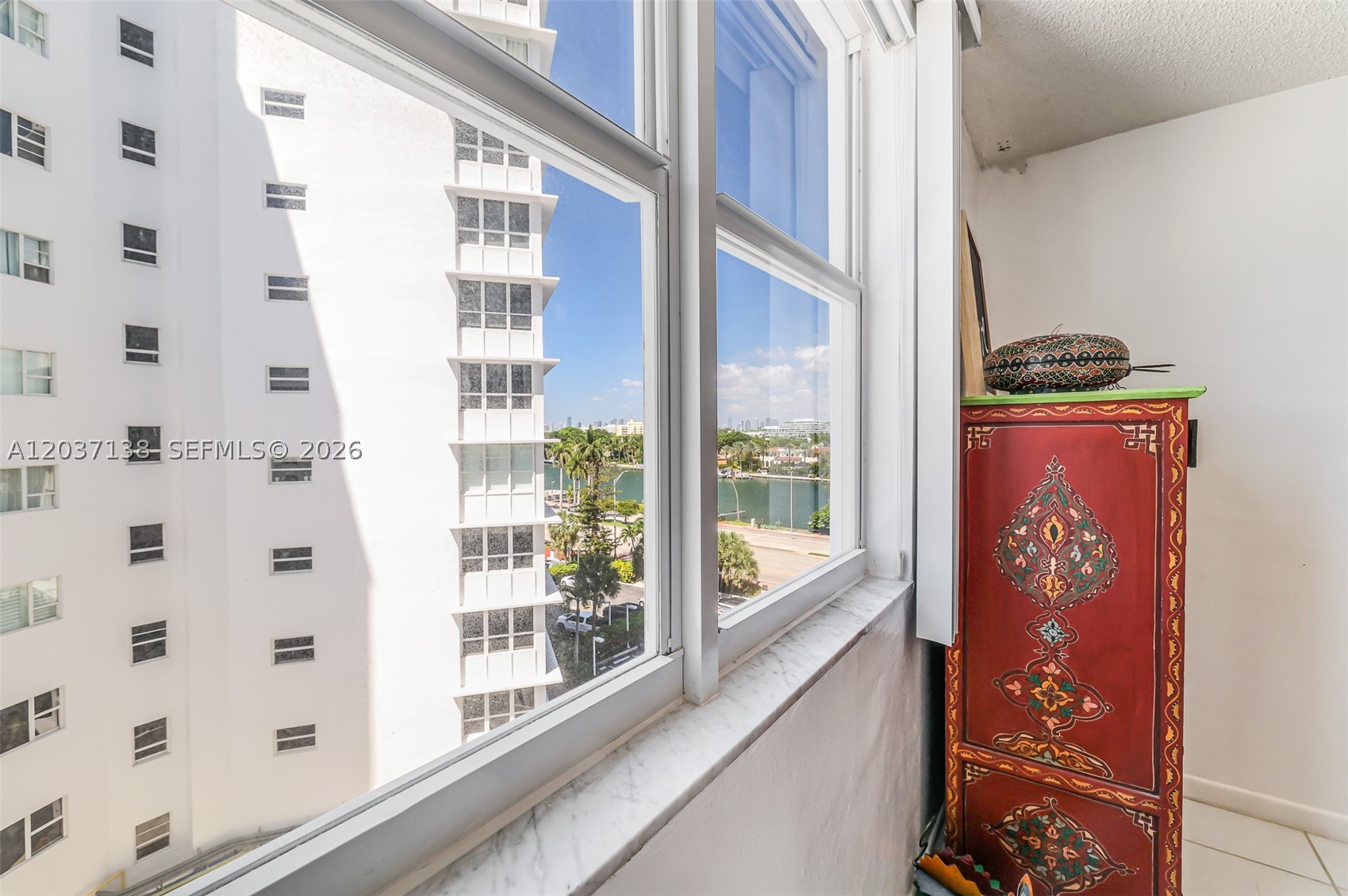 THE CARRIAGE CLUB SOUTH - Residential