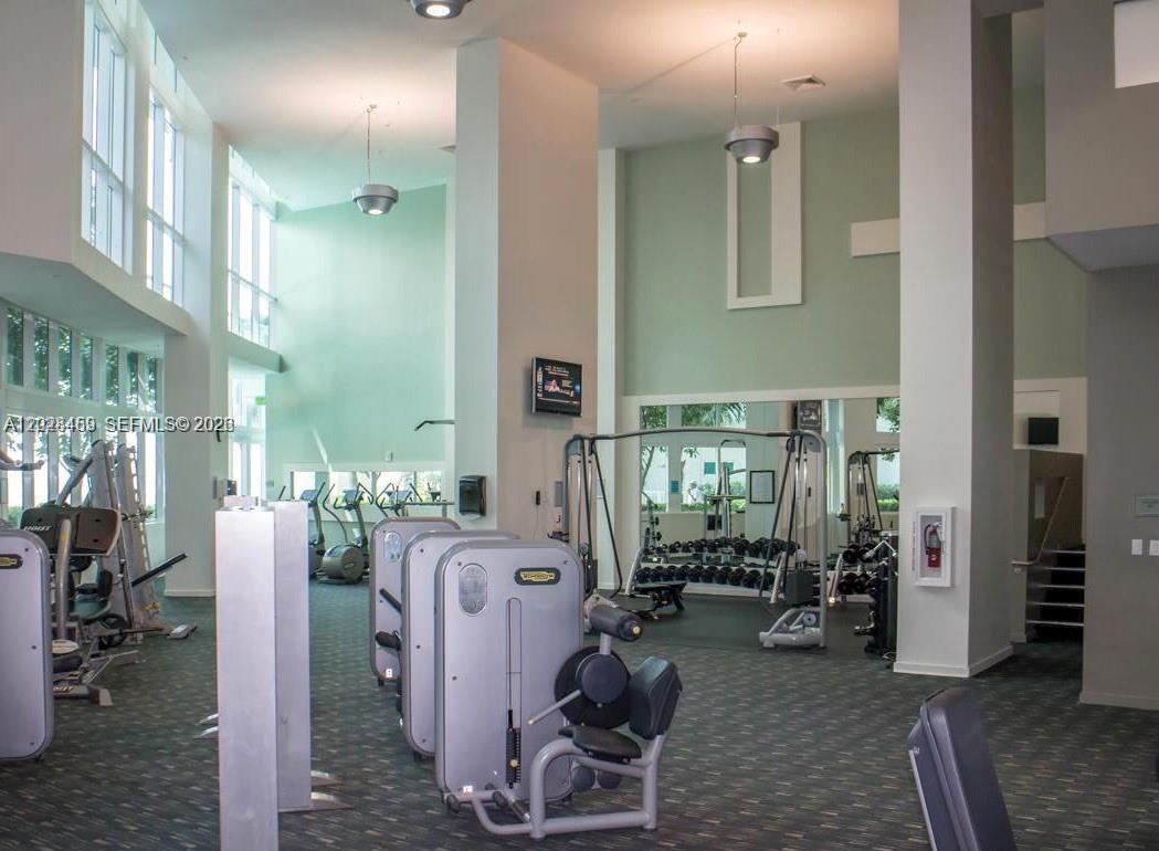 QUANTUM ON THE BAY CONDO - Residential