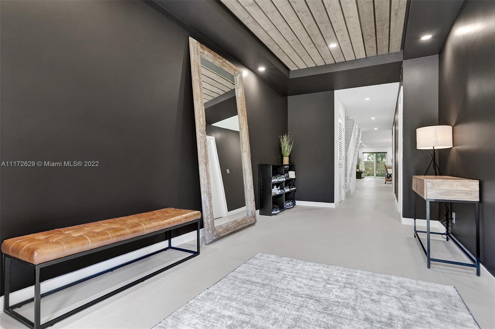 SILVER ENGRAVE - Residential