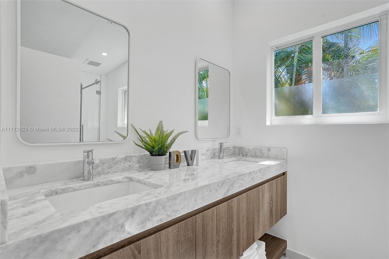 SILVER ENGRAVE - Residential