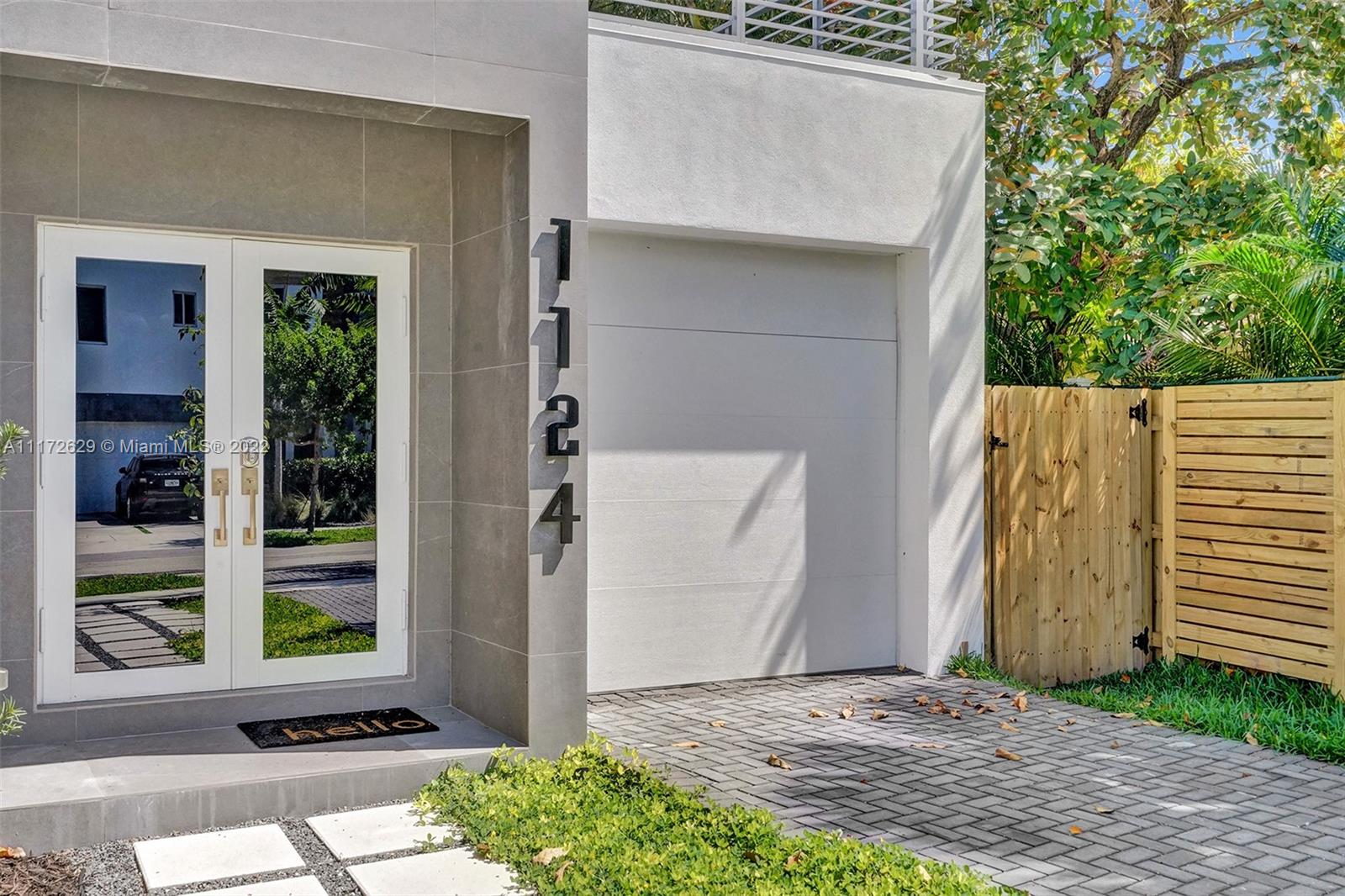 SILVER ENGRAVE - Residential