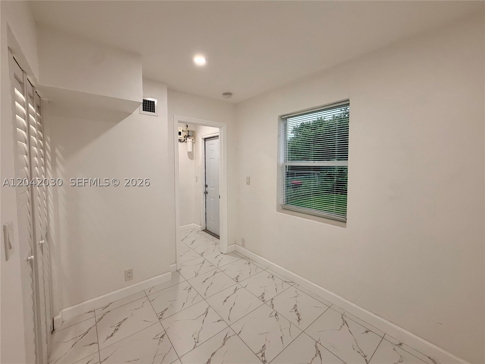 SUNNY HAVEN - Residential Lease