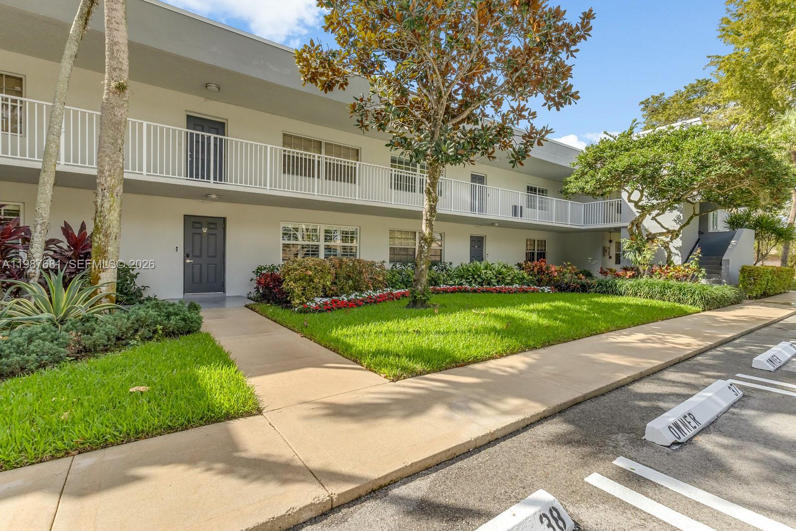Rare opportunity to secure a spacious 3-bedroom residence in the highly desirable community of Palm-Aire Country Club. Located at 4280 Oaks Terrace #102, this unit offers a strong layout, generous living space, and exceptional potential for value-add or immediate occupancy. Positioned in one of Pompano Beach’s most sought-after golf communities, the property delivers lifestyle and location—minutes from major highways, top shopping, dining, and beaches. 
Inventory in this category is limited—do not miss this opportunity. Association approval required; verify all restrictions and requirements with HOA. Easy to show.