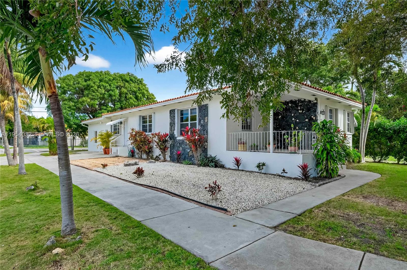 SILVER BLUFF EST SEC C - Residential