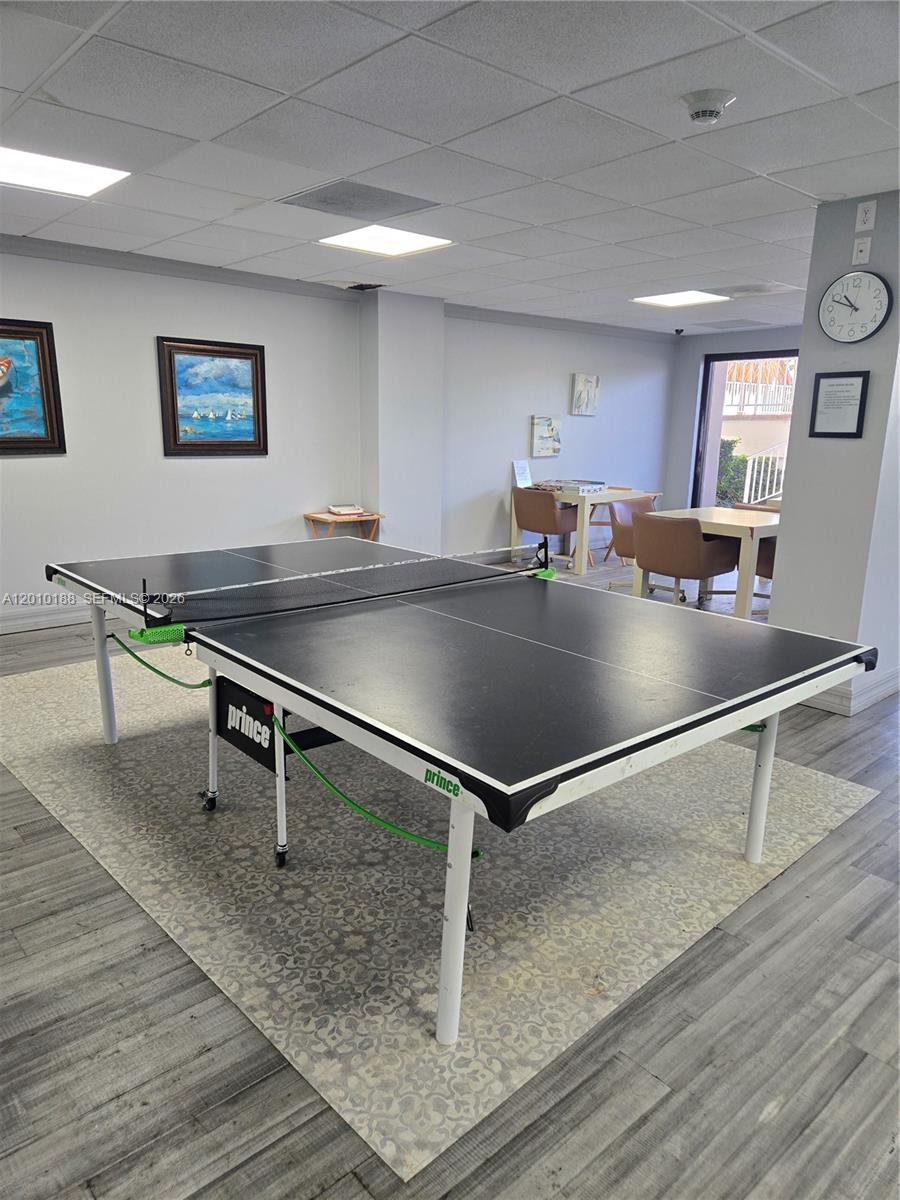 ARLEN HOUSE CONDO - Residential