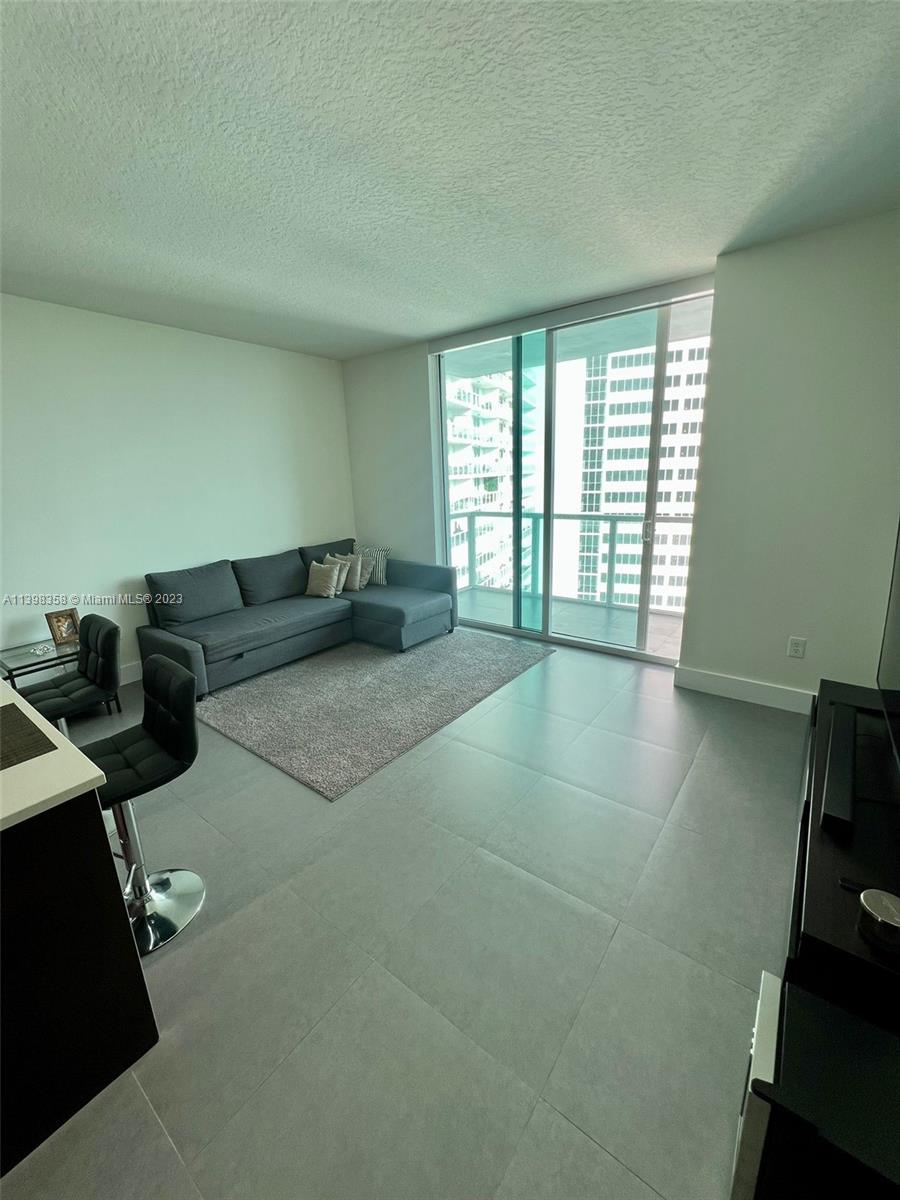 QUANTUM ON THE BAY CONDO - Residential Lease