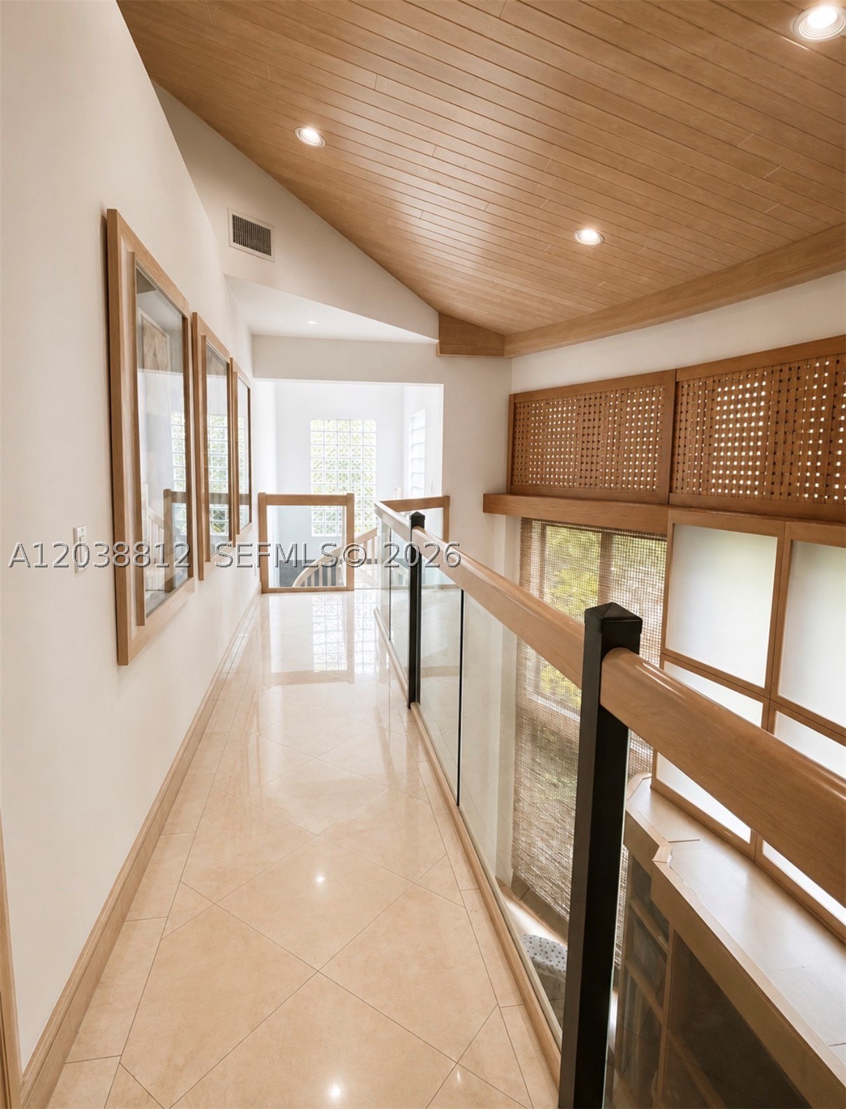 PINECREST LAKE ESTATES RE - Residential
