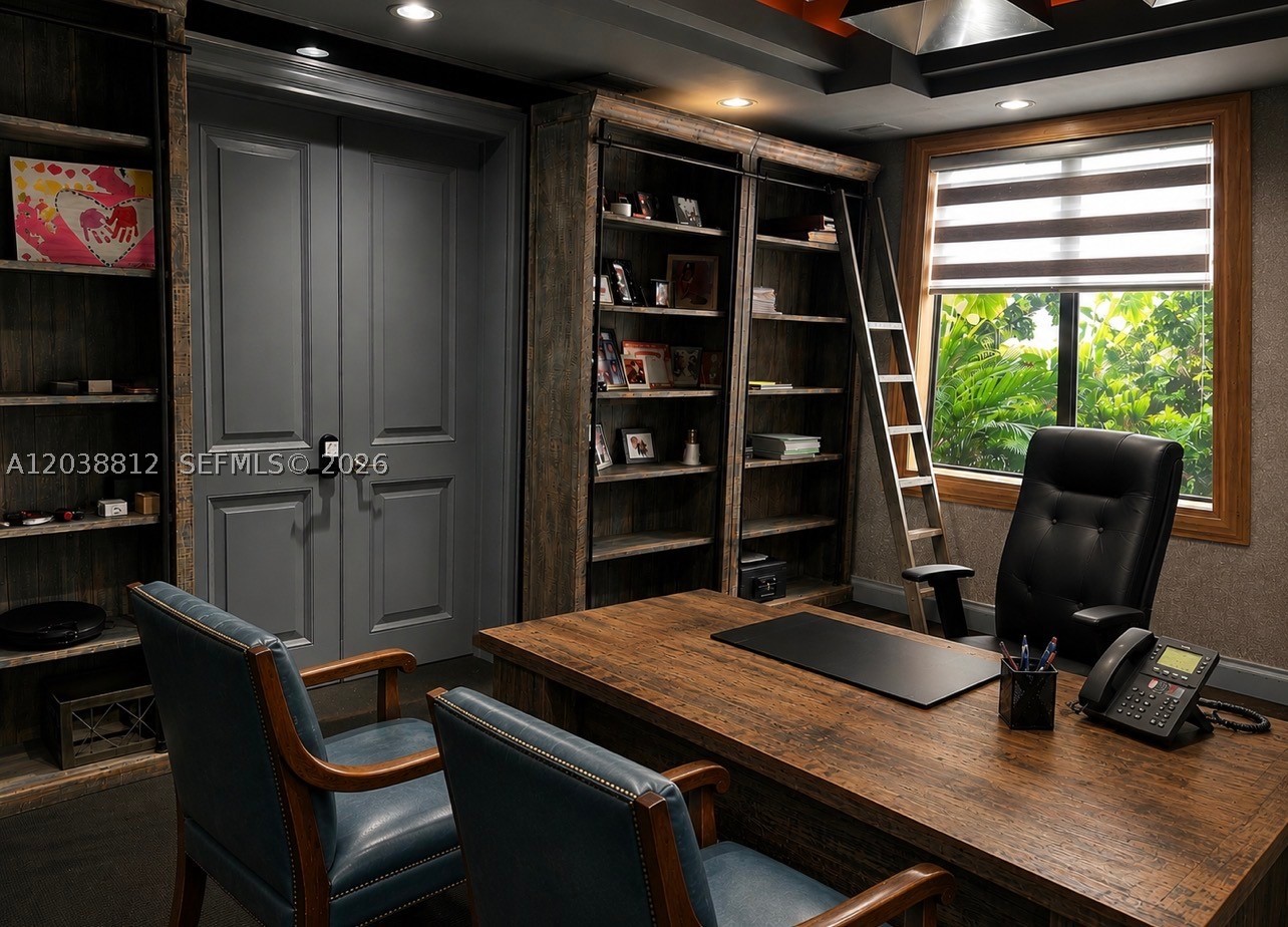 PINECREST LAKE ESTATES RE - Residential
