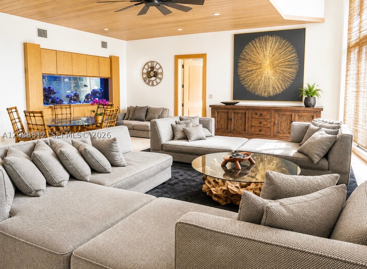 PINECREST LAKE ESTATES RE - Residential