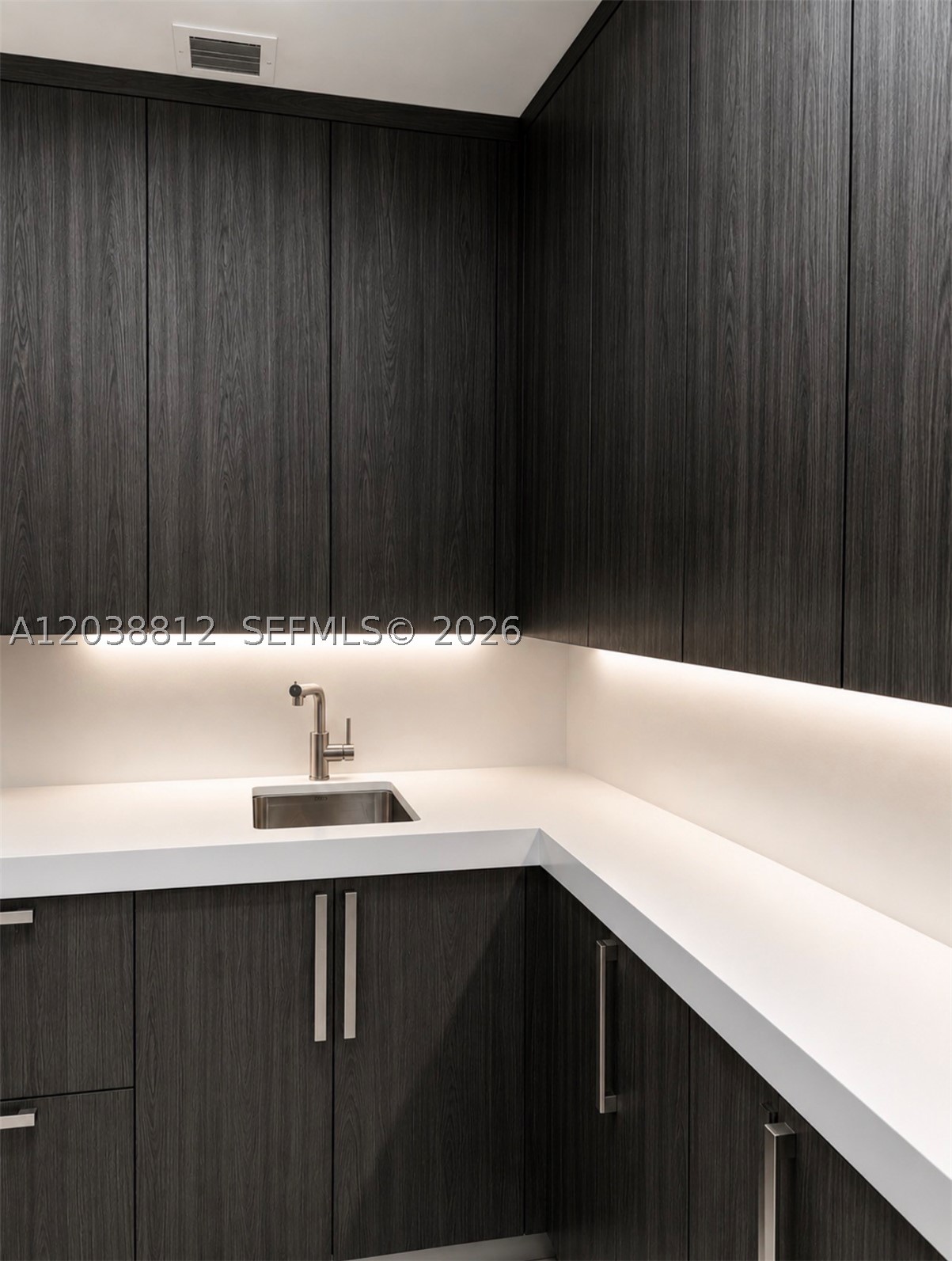 PINECREST LAKE ESTATES RE - Residential