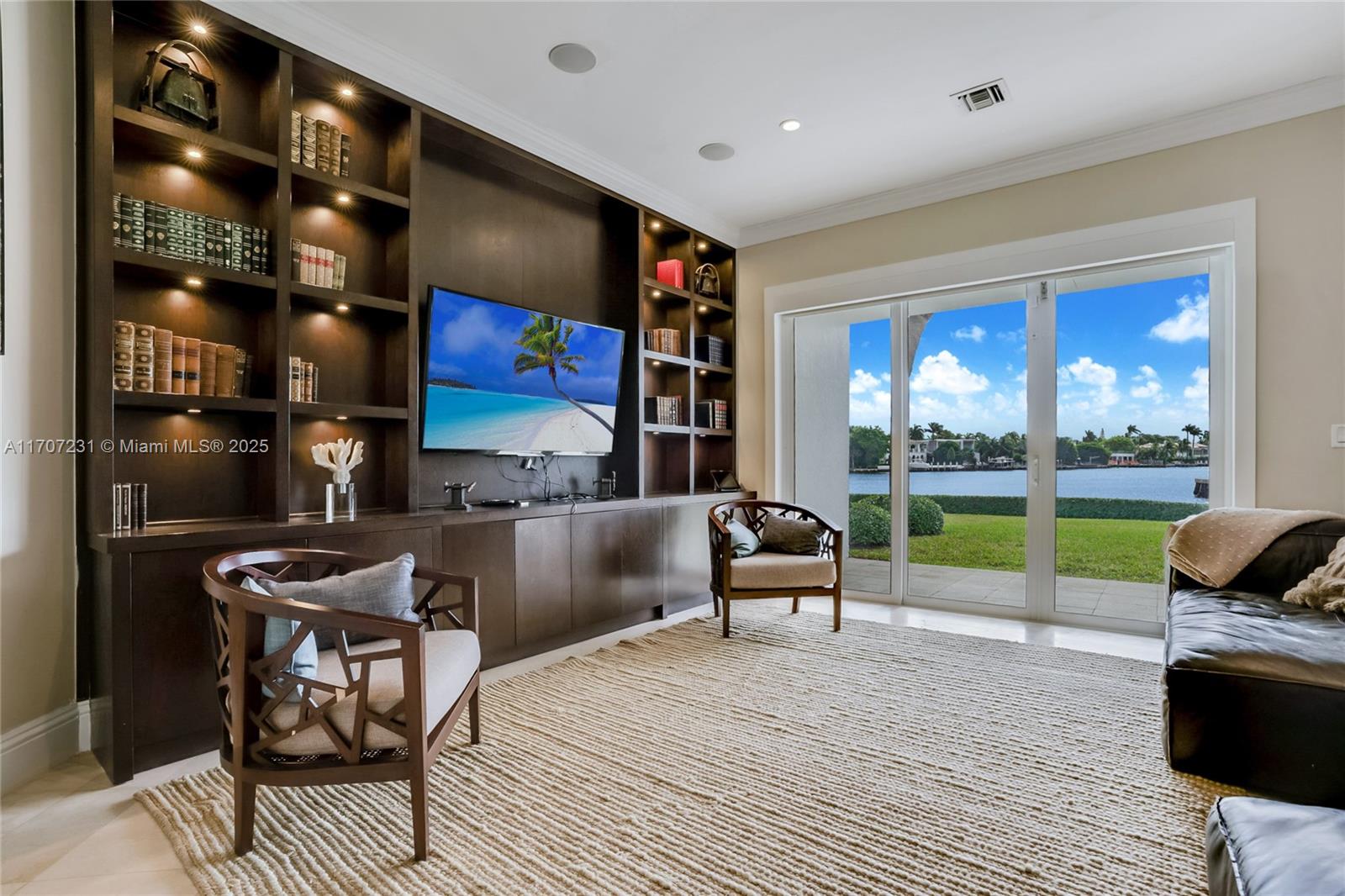 GOLDEN ISLES ESTATES FIRS - Residential