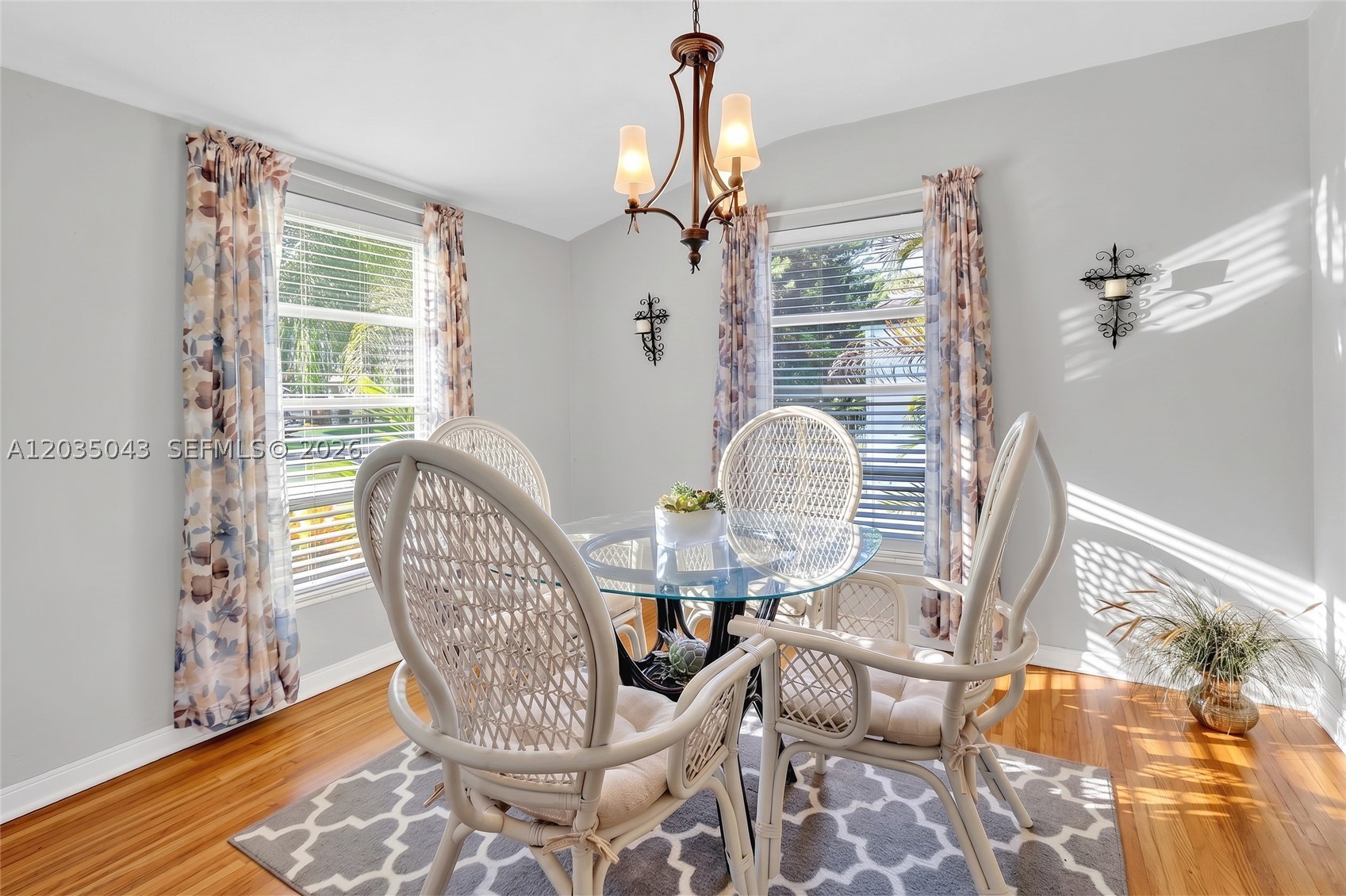 COLLEGE HEIGHTS - Residential