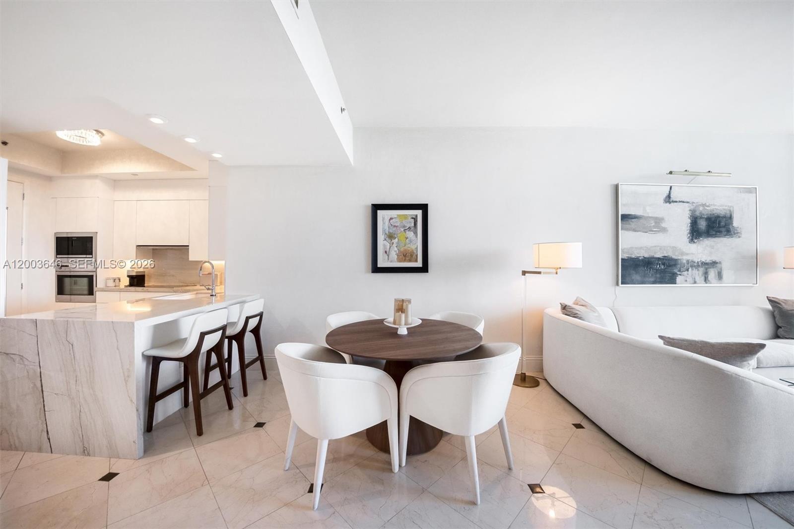 CONTINUUM ON SOUTH BEACH - Residential Lease