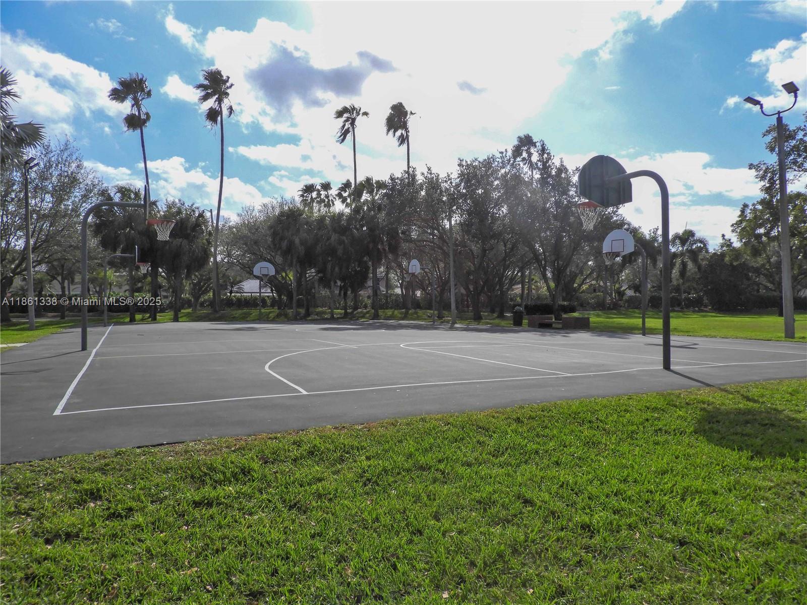 EMBASSY LAKES - Residential Lease