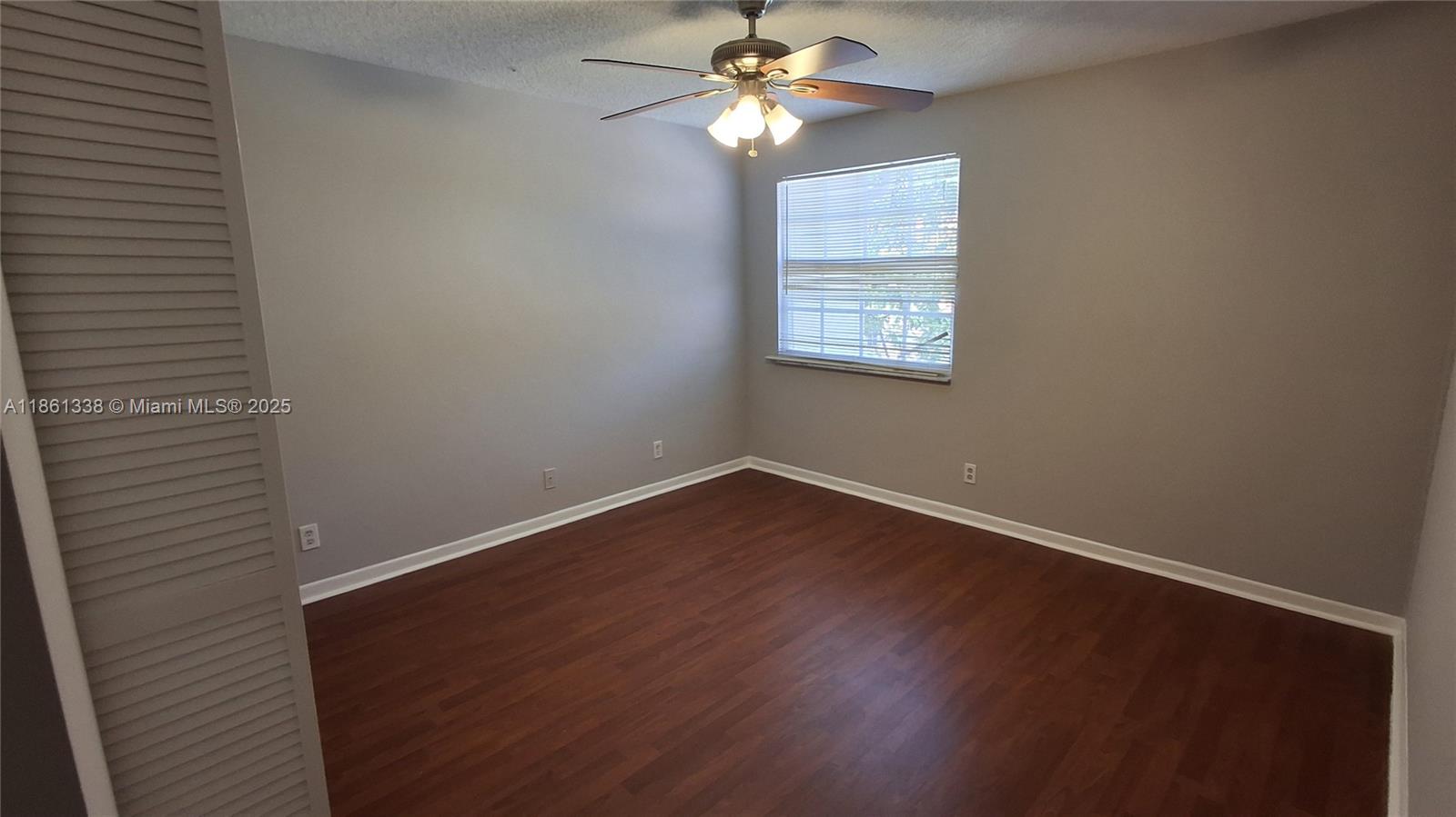 EMBASSY LAKES - Residential Lease