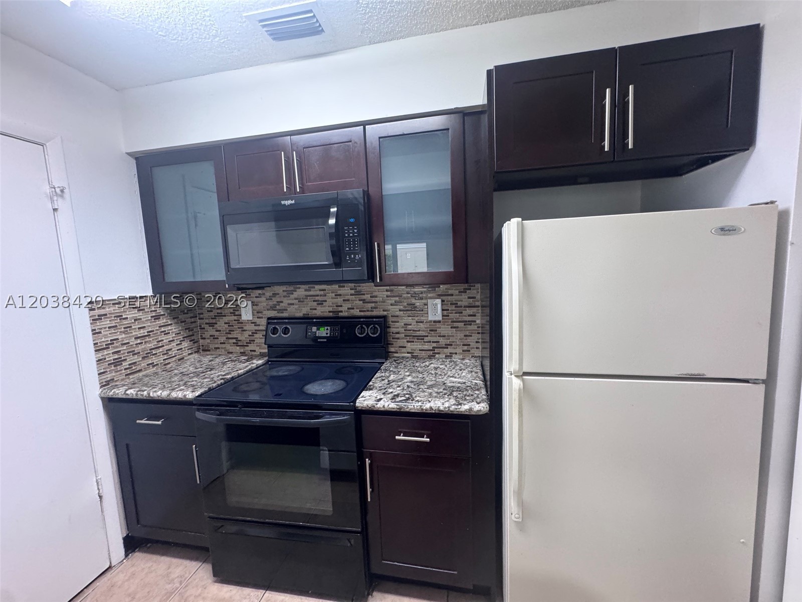 ANTIGUA AT CNTRY CLUBOF M - Residential