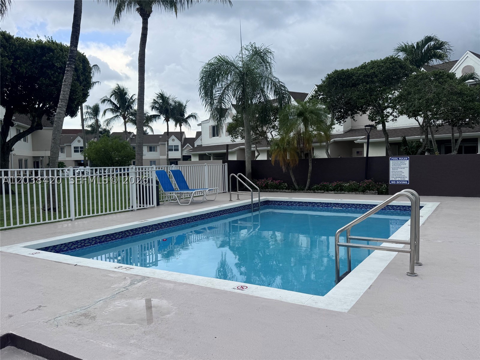ANTIGUA AT CNTRY CLUBOF M - Residential