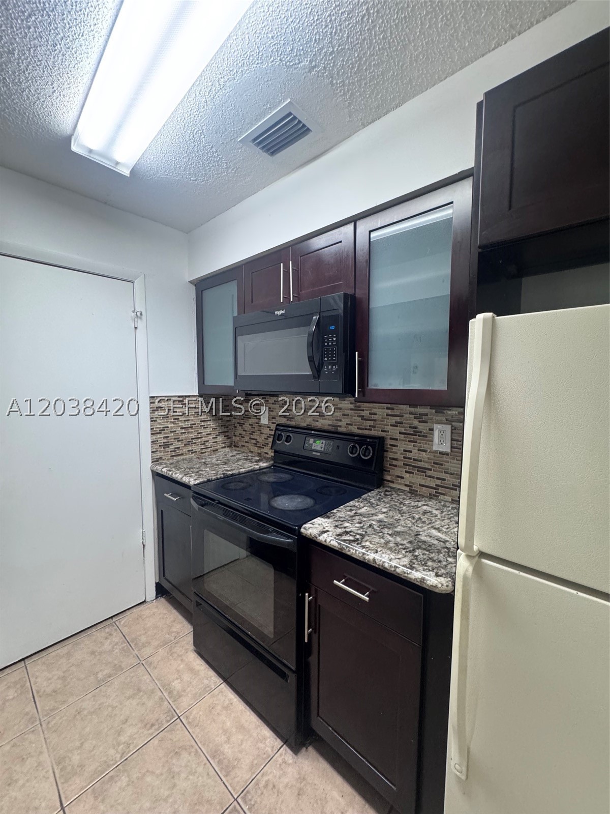 ANTIGUA AT CNTRY CLUBOF M - Residential