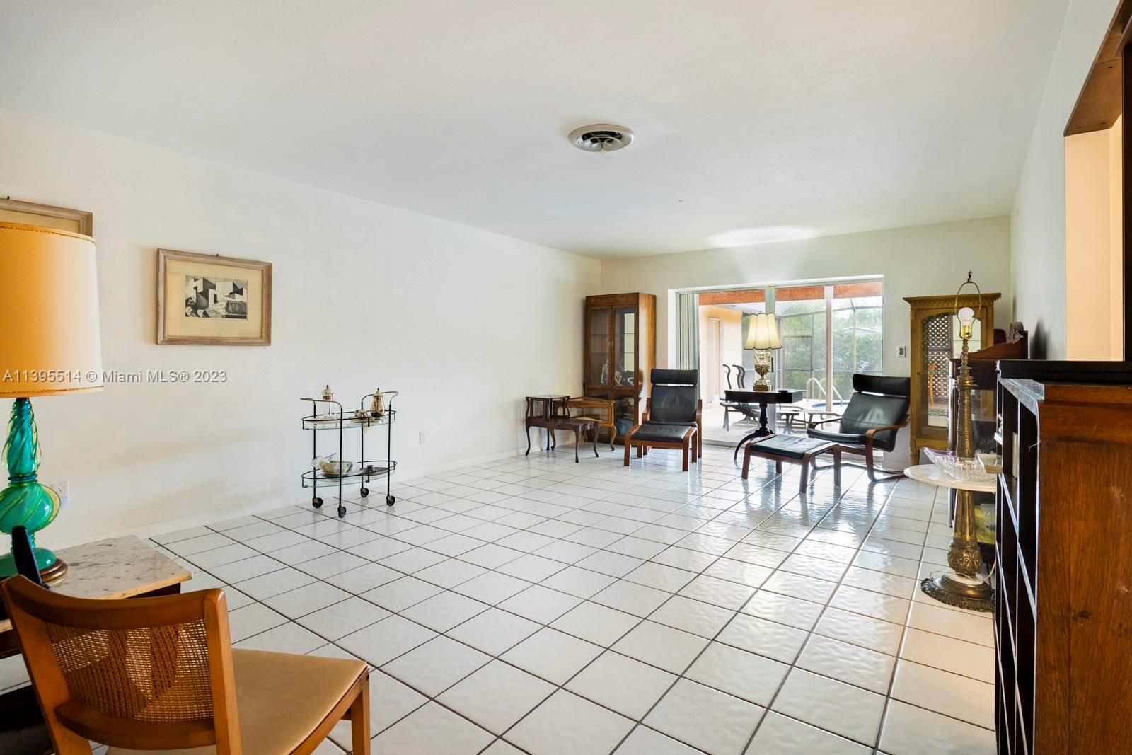 KENDALL GARDENS - Residential