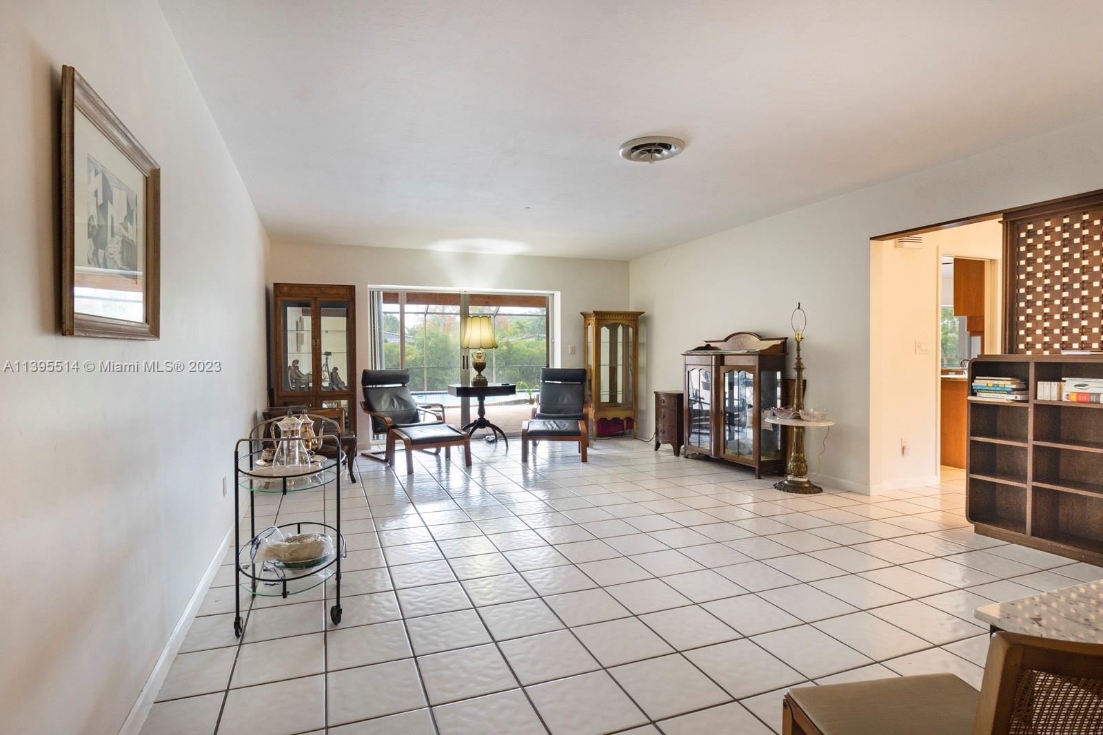 KENDALL GARDENS - Residential